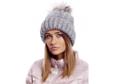 Casquette gris foncé