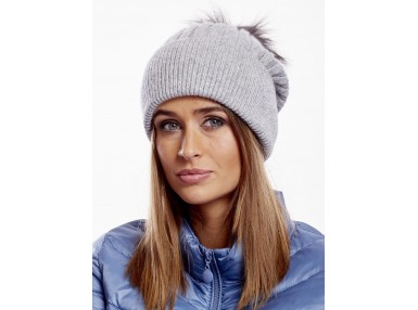 Casquette grise