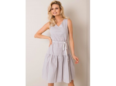 Robe blanche et grise