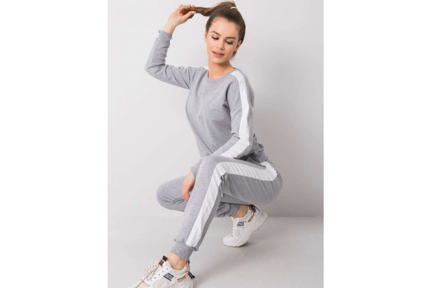Ensemble gris