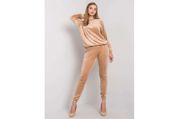 Ensemble beige