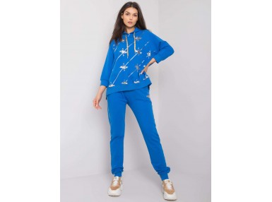 Ensemble bleu foncé
