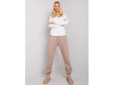 Ensemble blanc et beige