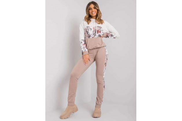 Ensemble beige foncé