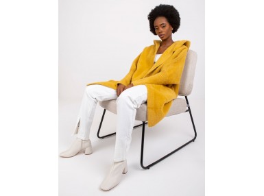 Manteau jaune foncé