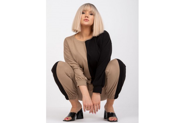 Ensemble noir et beige