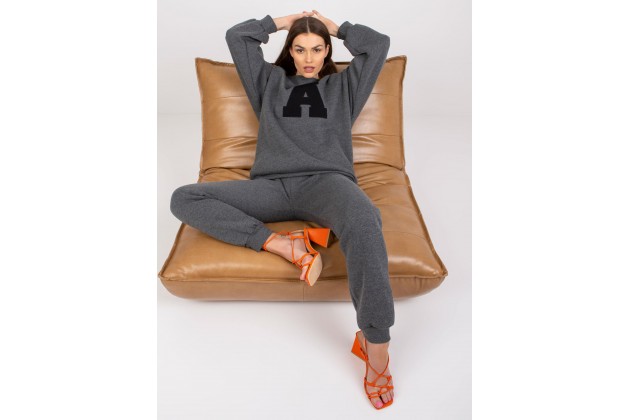 Ensemble gris foncé