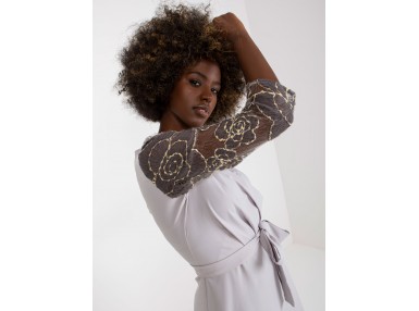 Robe courte portefeuille avec manches en dentelle - gris clair