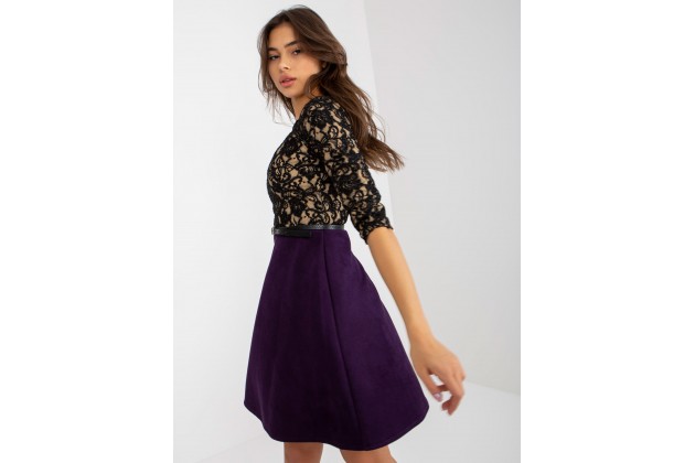 Robe de cocktail avec ceinture - violet foncé