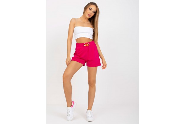 Short fuchsia