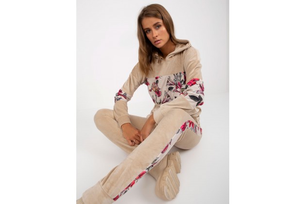 Ensemble beige