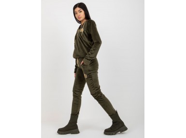 Ensemble kaki