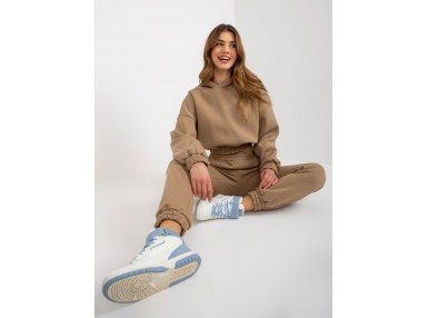 Ensemble beige foncé