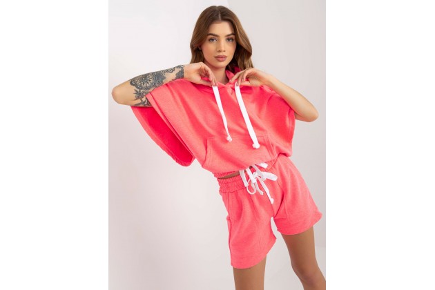 Ensemble rose fluo