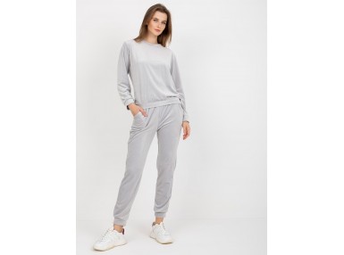 Ensemble gris clair