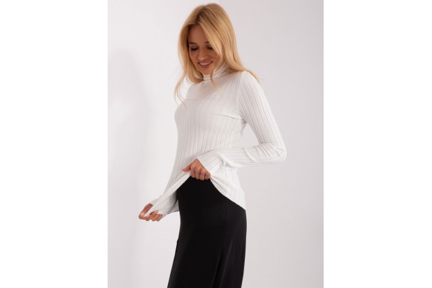 Pull col roulé en maille - écru