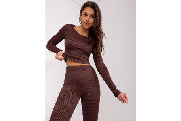 Ensemble marron foncé