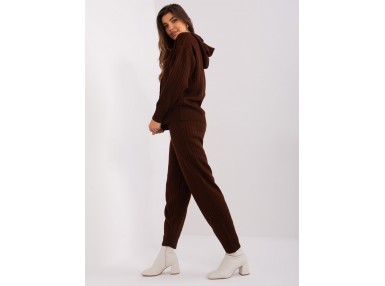 Ensemble marron foncé