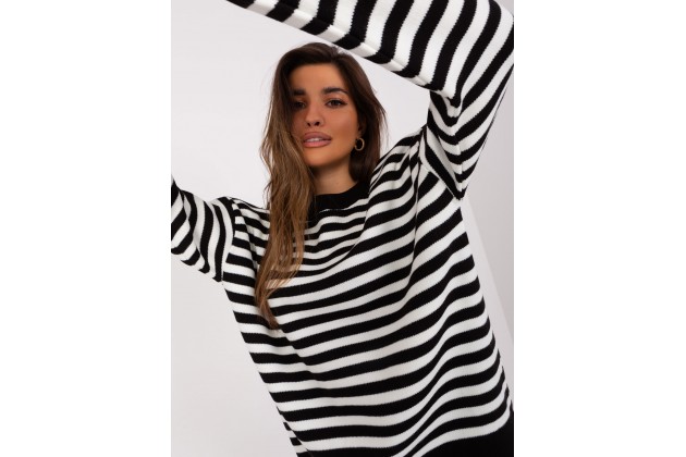 Pull noir