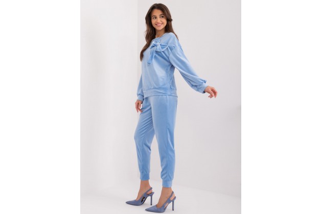Ensemble avec sweat et pantalon - bleu clair