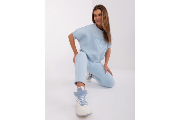 Ensemble avec t-shirt et pantalon - bleu clair