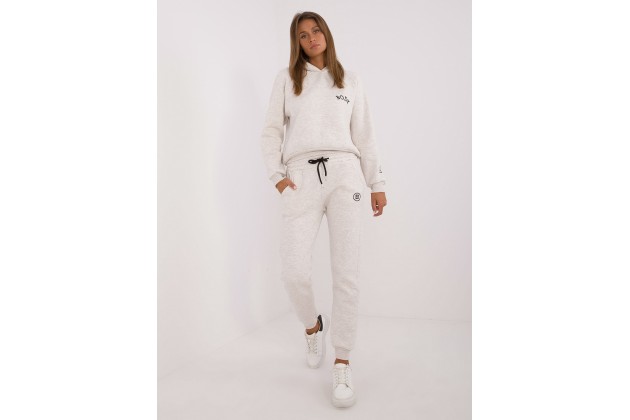 Ensemble avec sweat et pantalon - beige