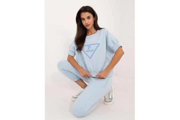 Ensemble avec t-shirtet pantalon - bleu clair
