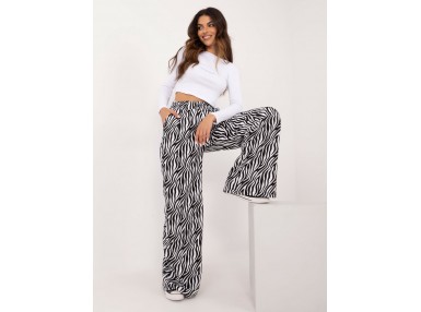 Ensemble avec t-shirtet pantalon - noir et blanc
