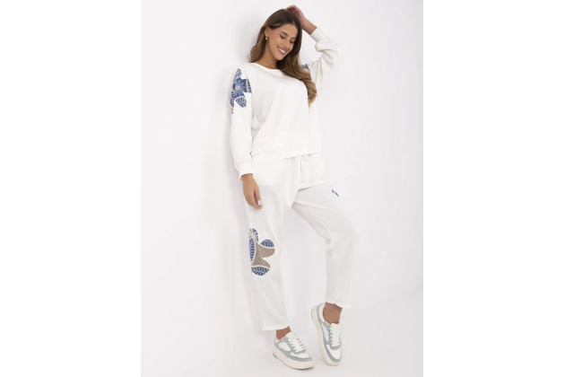Ensemble avec sweat et pantalon - éqru